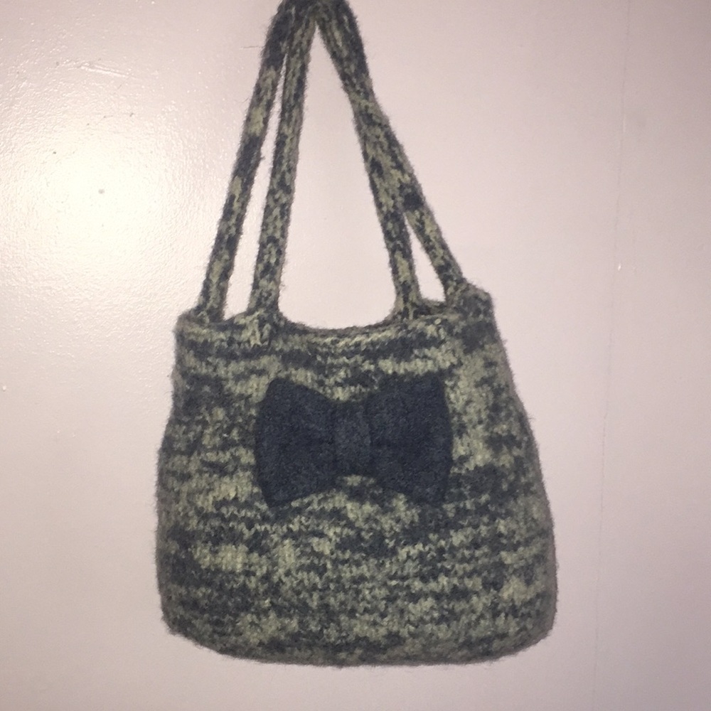 Beautiful Bow Felted Purse